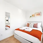 Guestready - Modern Family-friendly Retreat 아파트 포르투