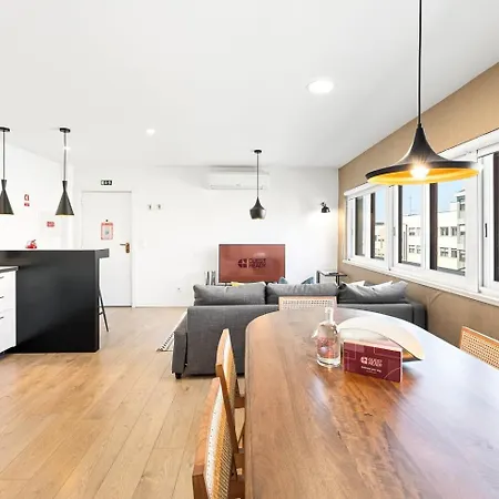 Guestready - Modern Family-friendly Retreat Porto
