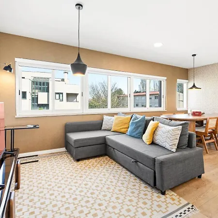 Apartamento Guestready - Modern Family-friendly Retreat *